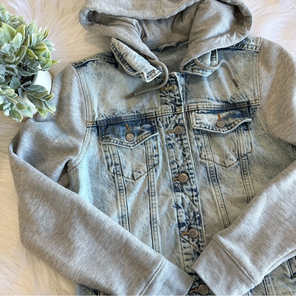 Aeropostale Sweatshirt Denim Jacket Size Medium NWOT